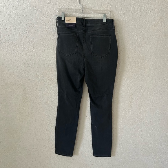 NYDJ Ami Beatrix skinny jeans - Picture 3 of 4